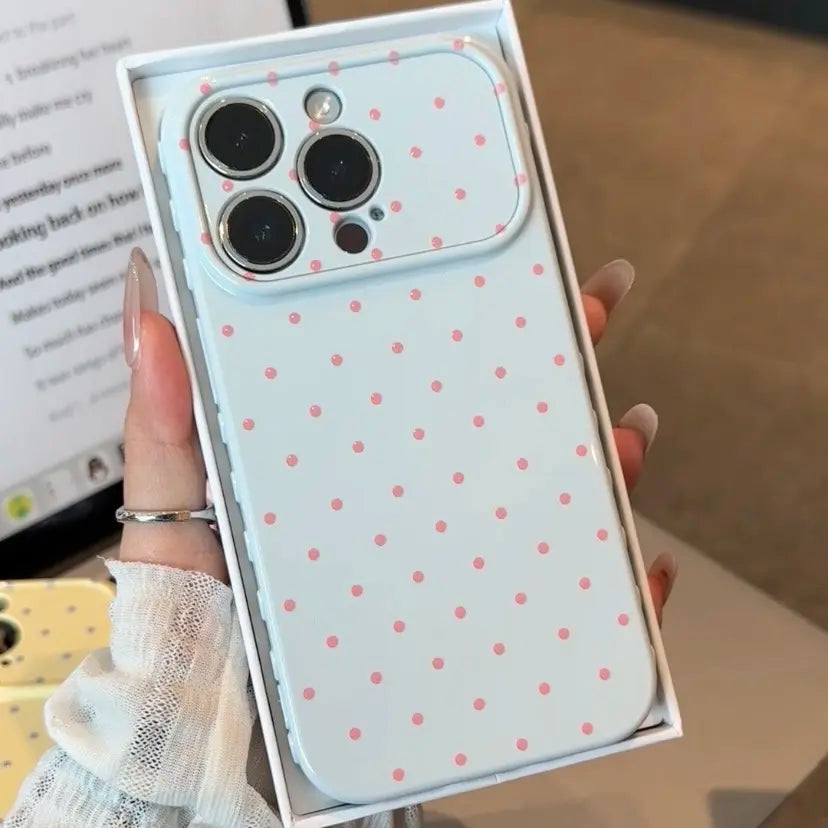 Premium Glossy Polka-Dot Heart-Border Phone Case with Soft TPU-PC Composite Material and Embossed Heart Patterns for Enhanced Grip and Fingerprint Resistance